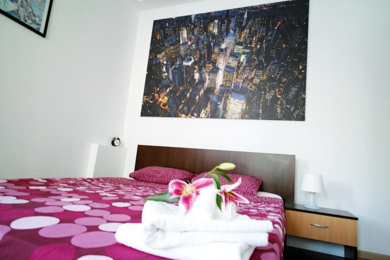 ブカレストLuxury Apartamentアパートメント エクステリア 写真