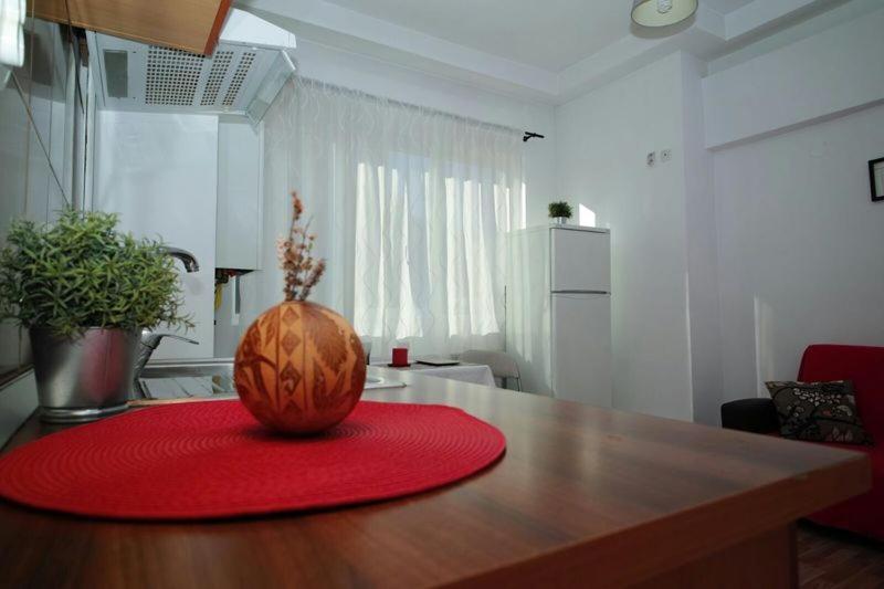 ブカレストLuxury Apartamentアパートメント エクステリア 写真